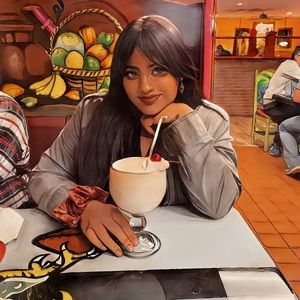 Meet your Posher, Poppy